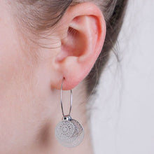 Load image into Gallery viewer, Lovethelinks 3D Earrings
